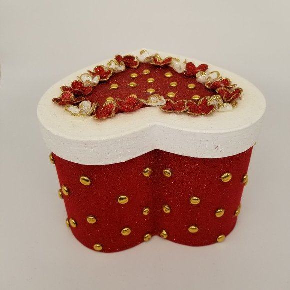 LARGE SPARKLY HEART GIFT BOX WITH GLITTER ROSES 8" - Picture 4 of 7